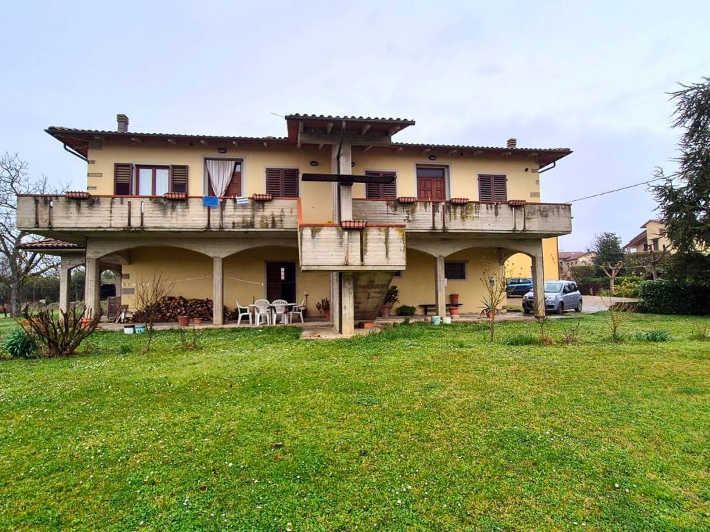 Villa a Terranuova bracciolini in Frazione Campogialli - Foto 3