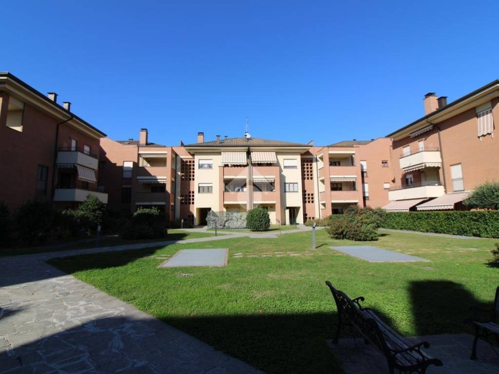 Appartamento a Arcore in Via Giulio Natta, 59 - Foto 2