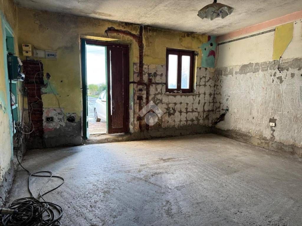 Casa indipendente a Buggiano in Via Tavolaia Fonda - Foto 2