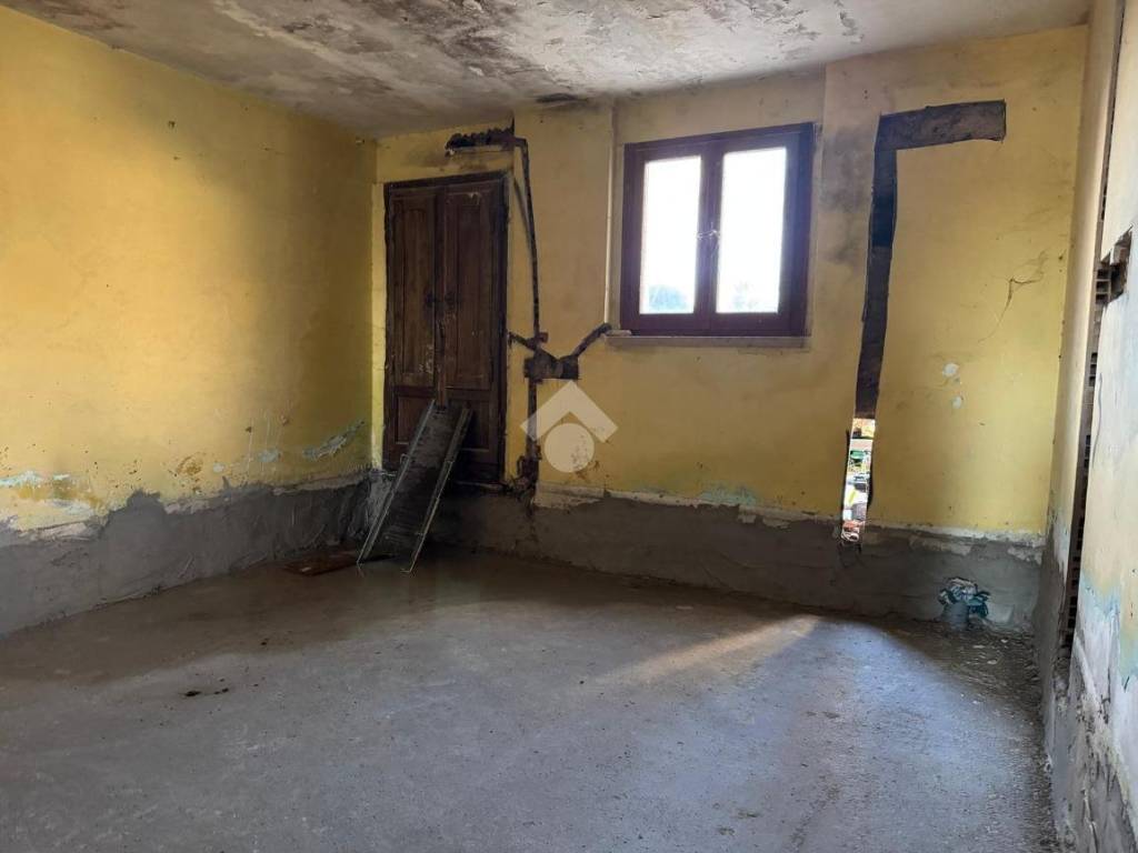 Casa indipendente a Buggiano in Via Tavolaia Fonda - Foto 4