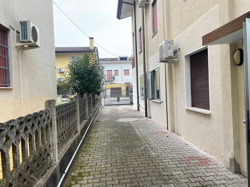 Appartamento a Jesolo in Via Niccolò Tommaseo - Foto 4