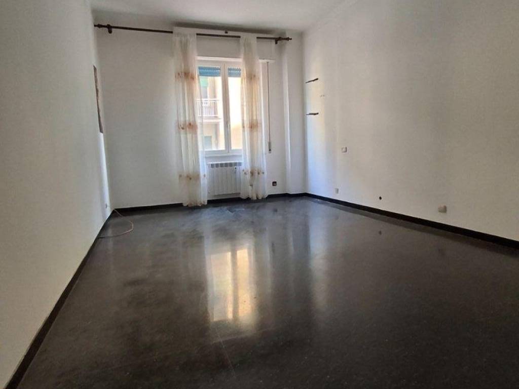 Appartamento a Genova in Via Monte Rosa - Foto 4
