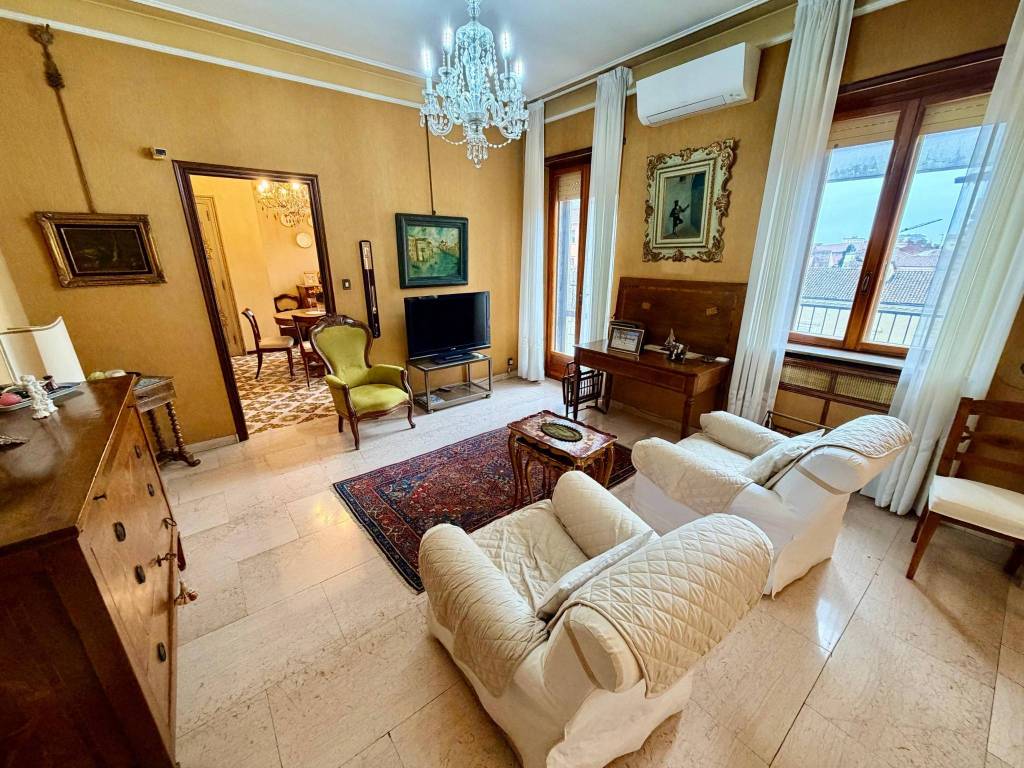 Appartamento a Piacenza in Via Giuseppe Taverna - Foto 4