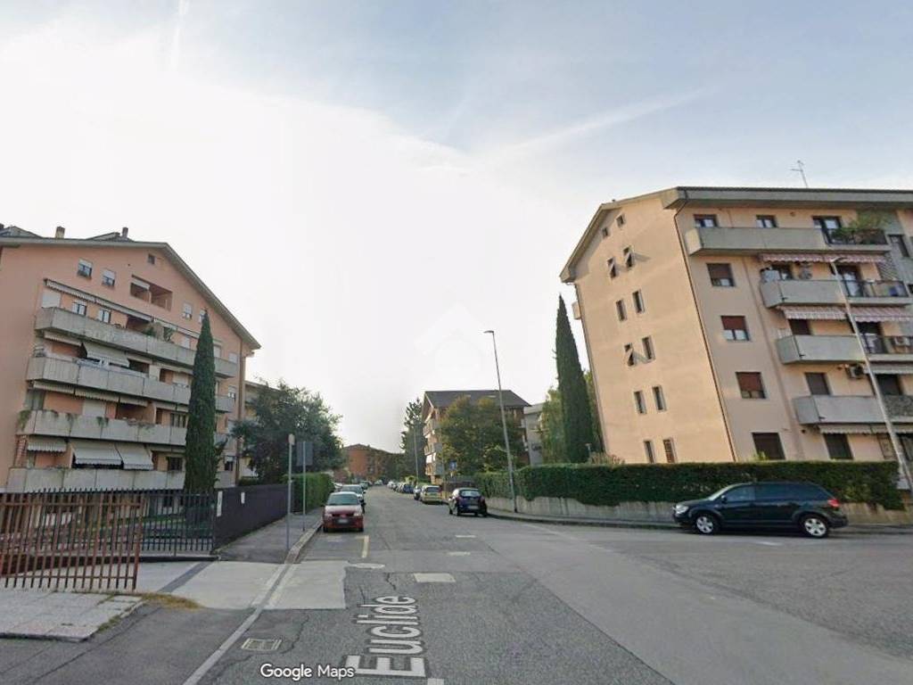 Box / garage a Verona in Via Euclide - Foto 2