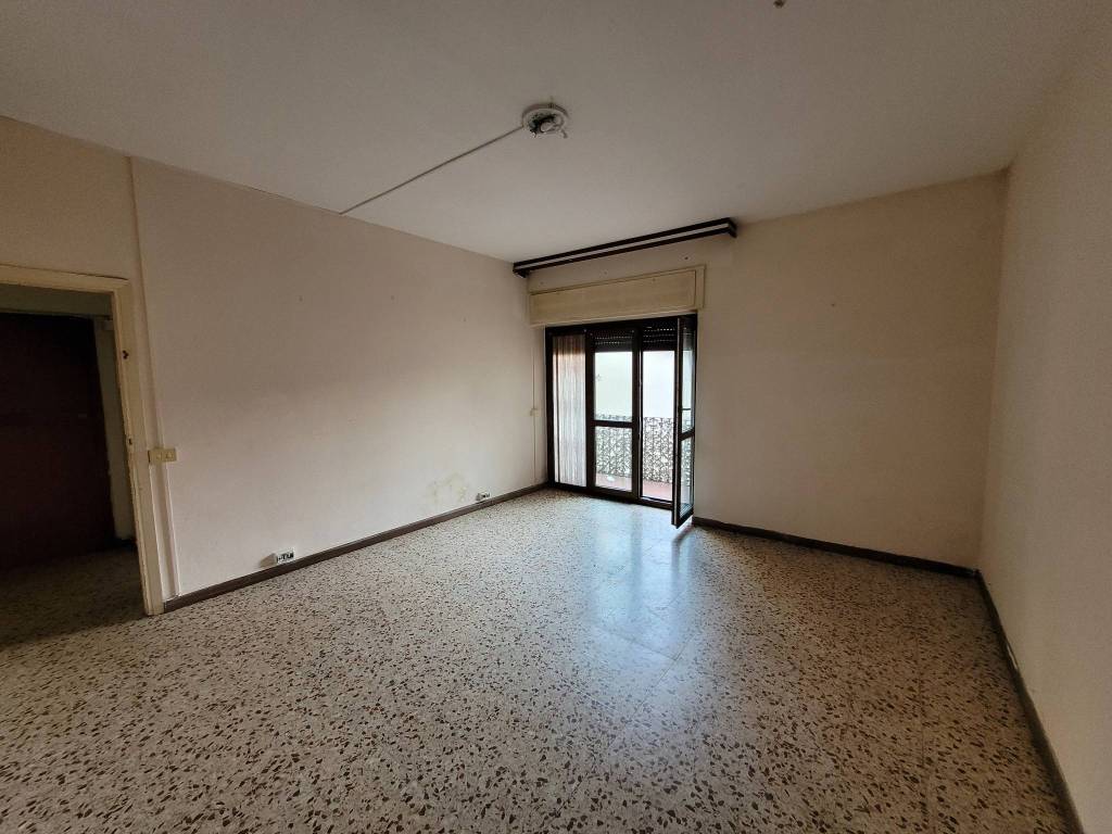 Appartamento a Lurate caccivio in Via Roma - Foto 3