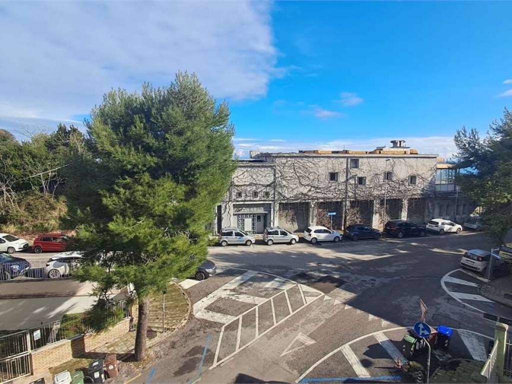 Appartamento a Ancona in Via Montegrappa, 47 - Foto 3
