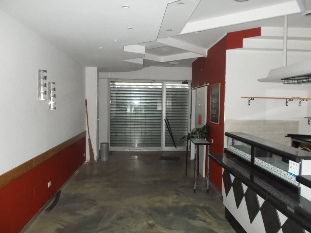 Immobile a Saronno in Piazza Alcide De Gasperi, 34 - Foto 4