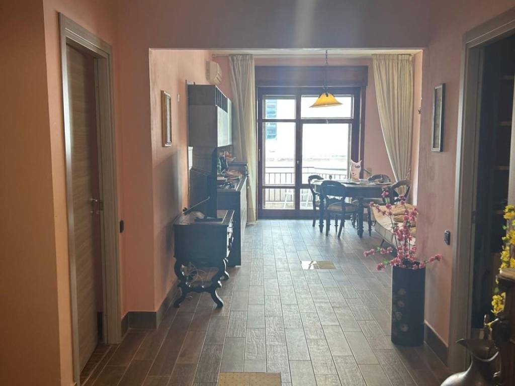 Appartamento a Salerno in Corso Giuseppe Garibaldi - Foto 2