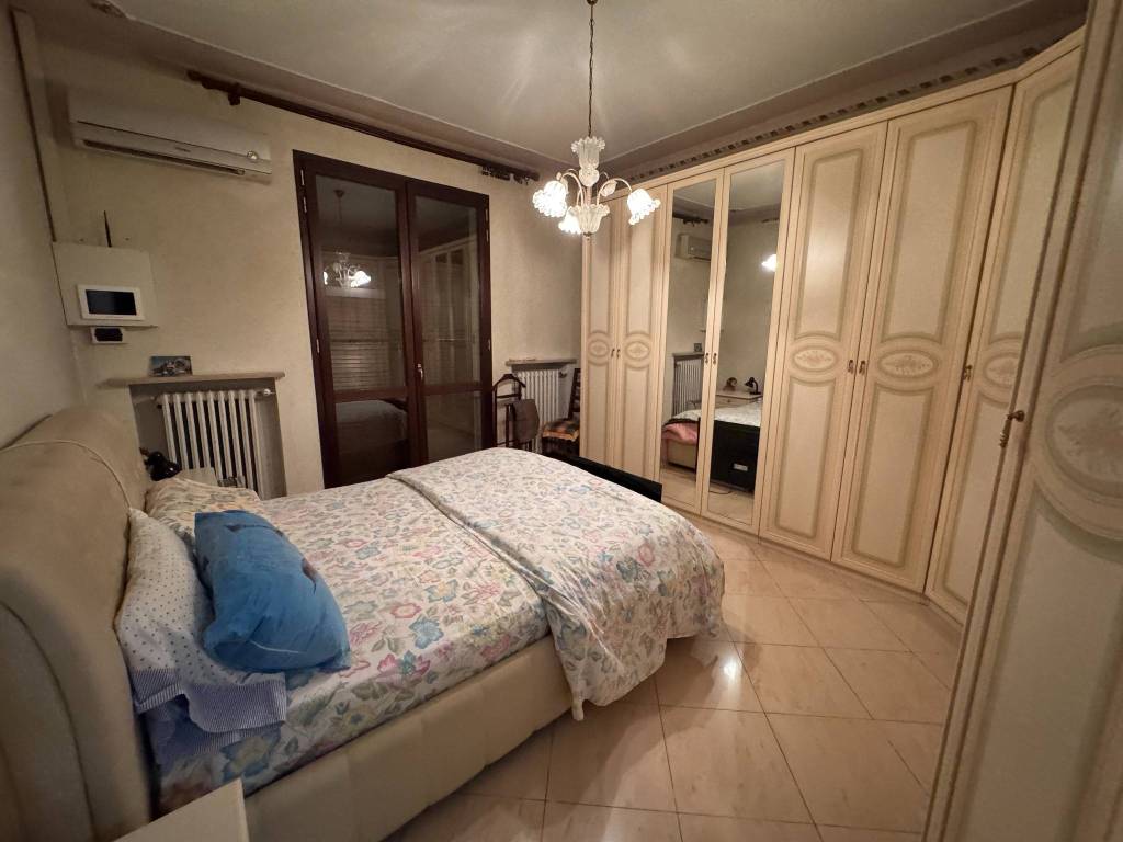 Villa a Concordia sulla secchia in Piazza della Repubblica - Foto 4