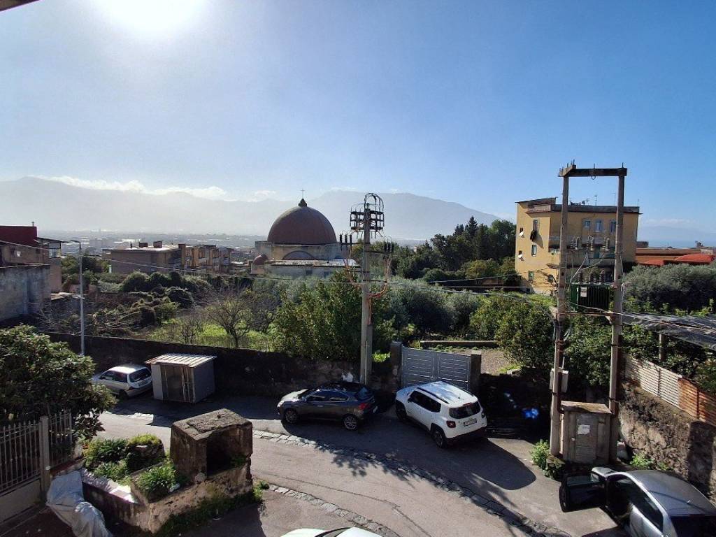 Rustico / casale a Boscotrecase in Via Giuseppe Massarenti, 15 - Foto 2