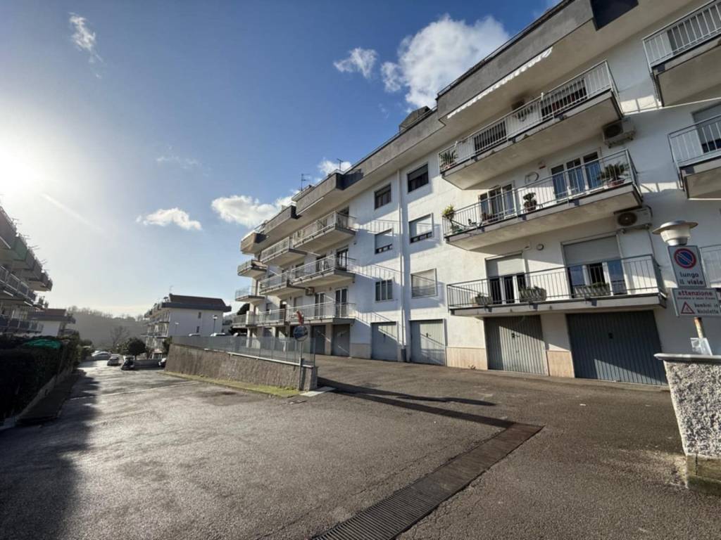 Appartamento a Cava de' tirreni in Traversa Francesco Vecchione - Foto 2
