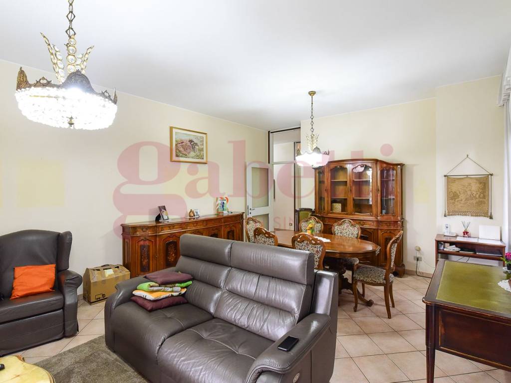 Appartamento a Cantù in Via Milano, 22 - Foto 3
