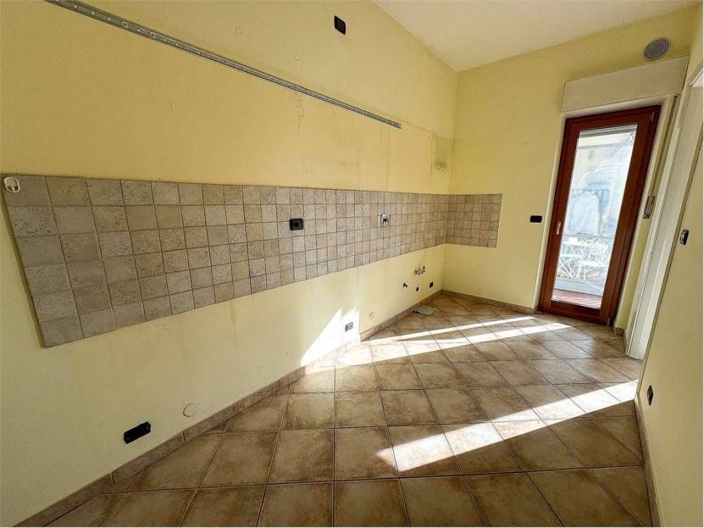 Appartamento a Chieri in piazza angelo mosso, 5 - Foto 5