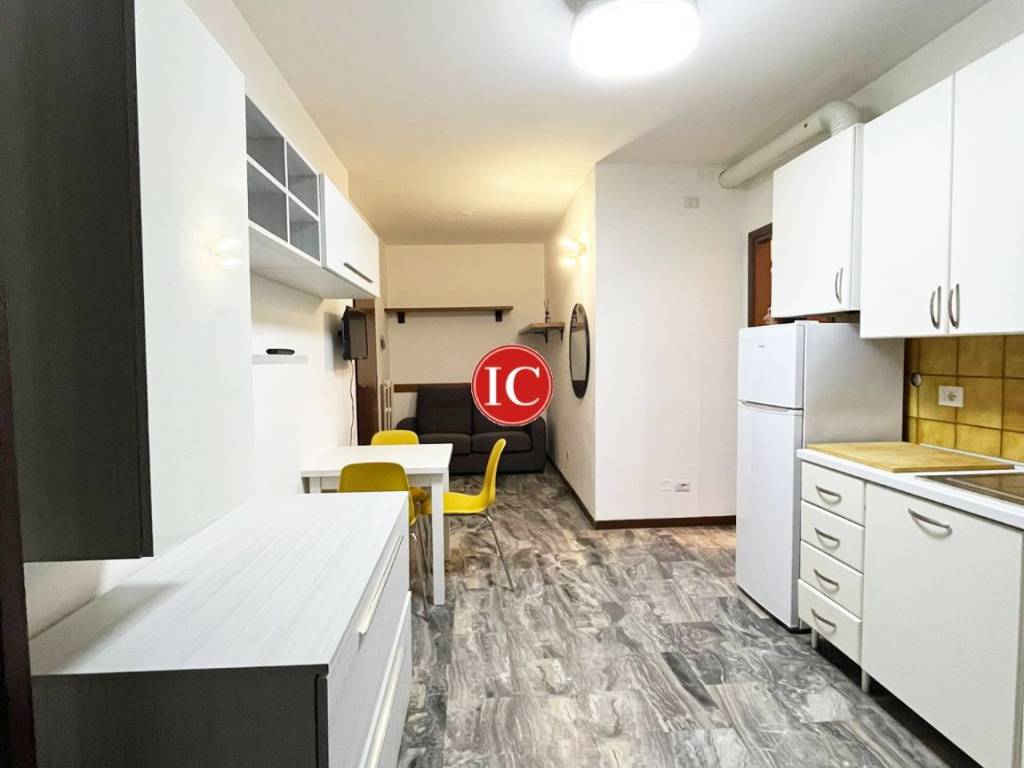 Appartamento a Lodi in Via Giuseppe Piermarini, 4 - Foto 4