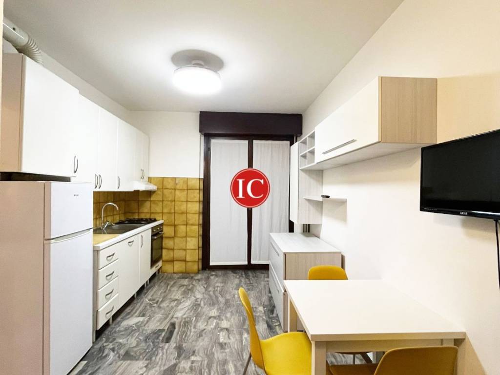 Appartamento a Lodi in Via Giuseppe Piermarini, 4 - Foto 5