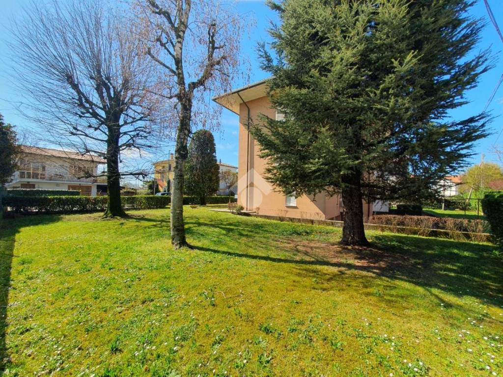 Appartamento a Castelfranco veneto in Via Ortigara, 10 - Foto 4