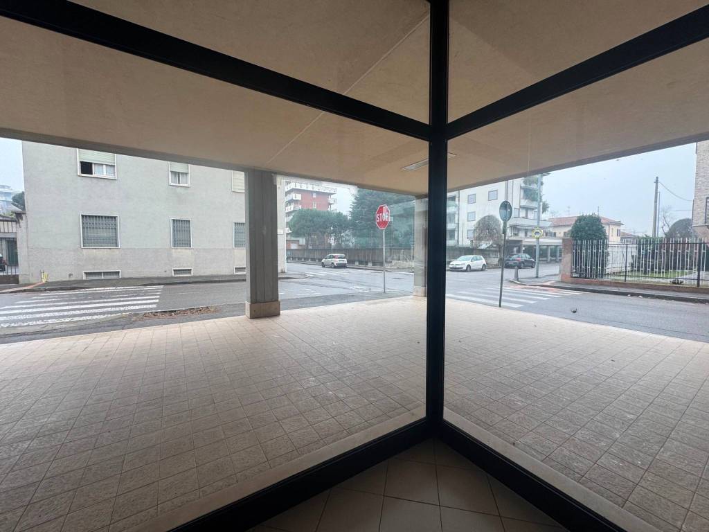 Immobile a Busto arsizio in Via Gorizia, 11 - Foto 4