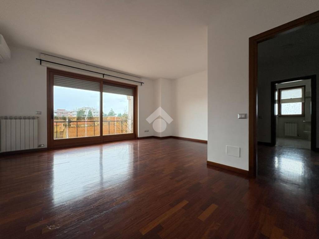 Appartamento a Legnano in Via Torino, 12 - Foto 2
