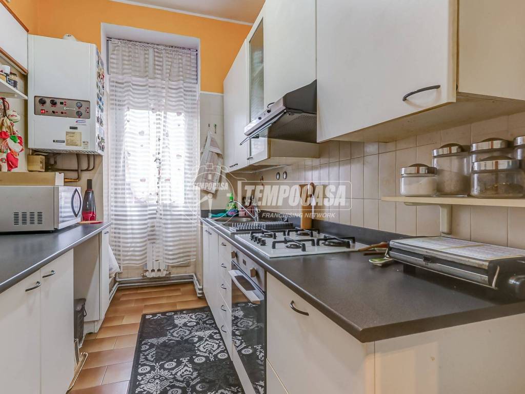 Appartamento a Luino in Via Creva 99 - Foto 3