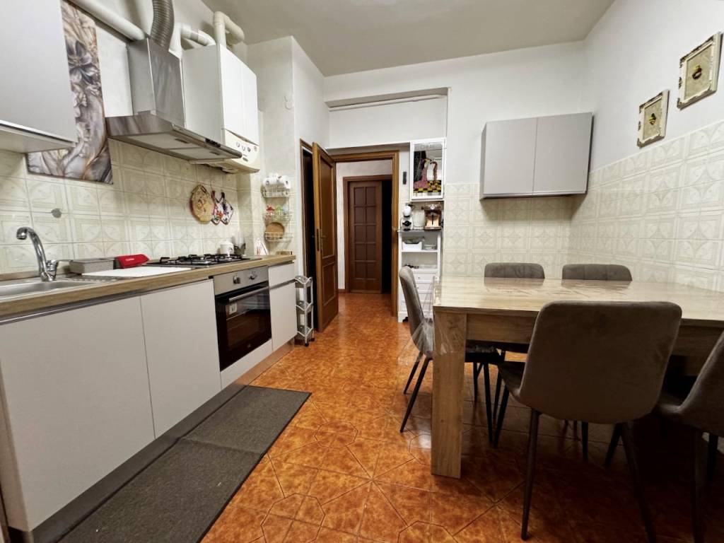 Appartamento a Pisa in Via Vincenzo Cuoco - Foto 4