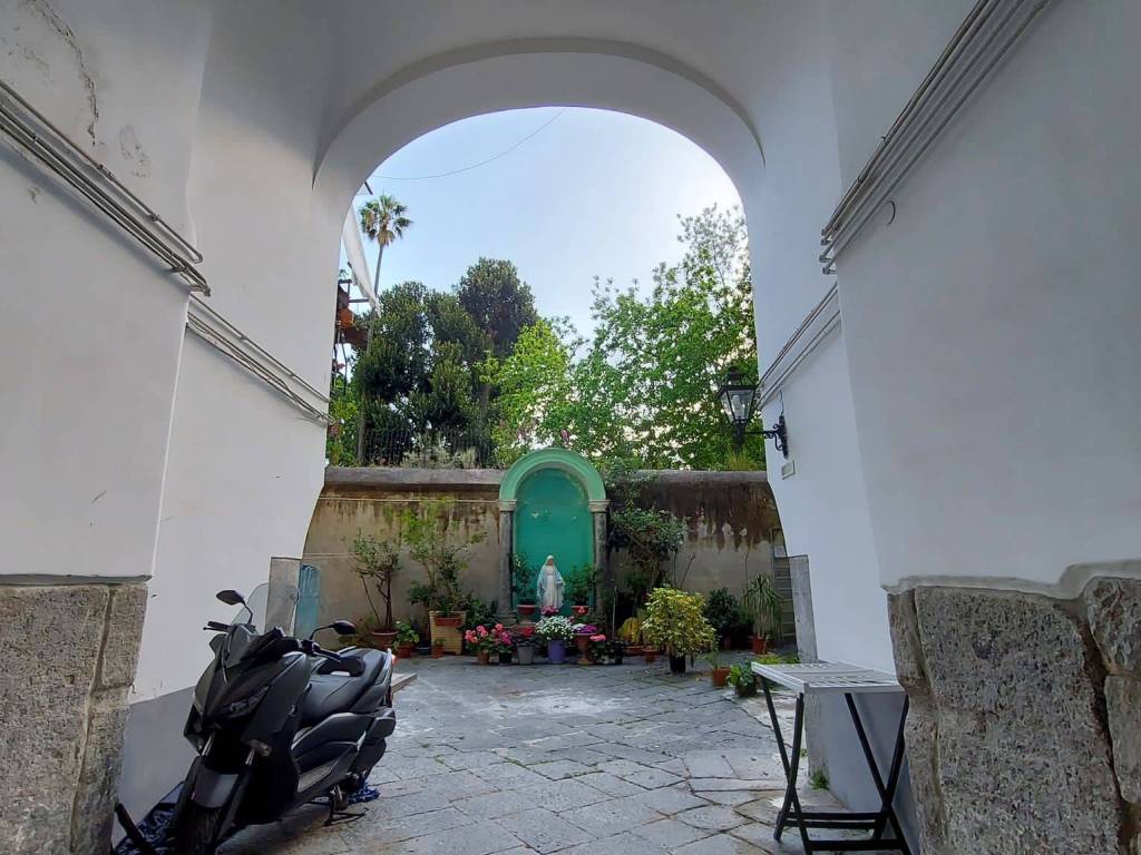 Appartamento a Napoli in Via Giovanni Nicotera - Foto 2