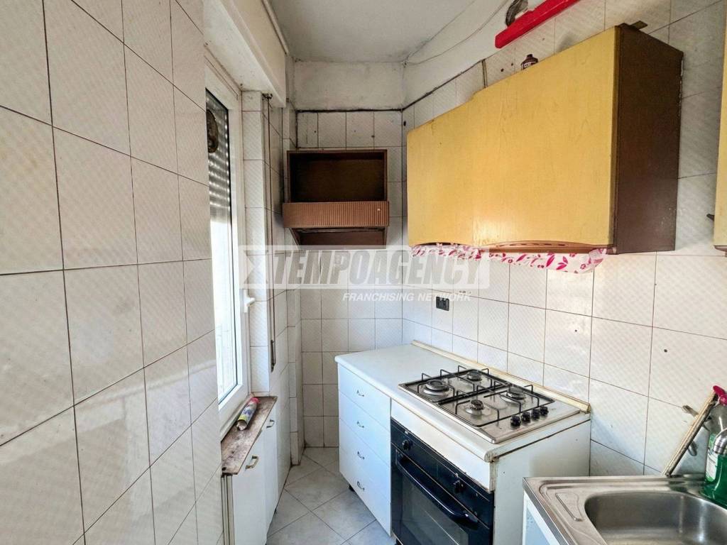 Appartamento a Garbagnate milanese in Via Valera, 115 - Foto 5