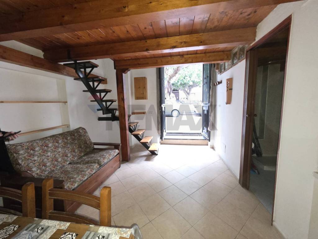 Casa indipendente a Catania in Piazza Niccolo' Machiavelli, 2 - Foto 3