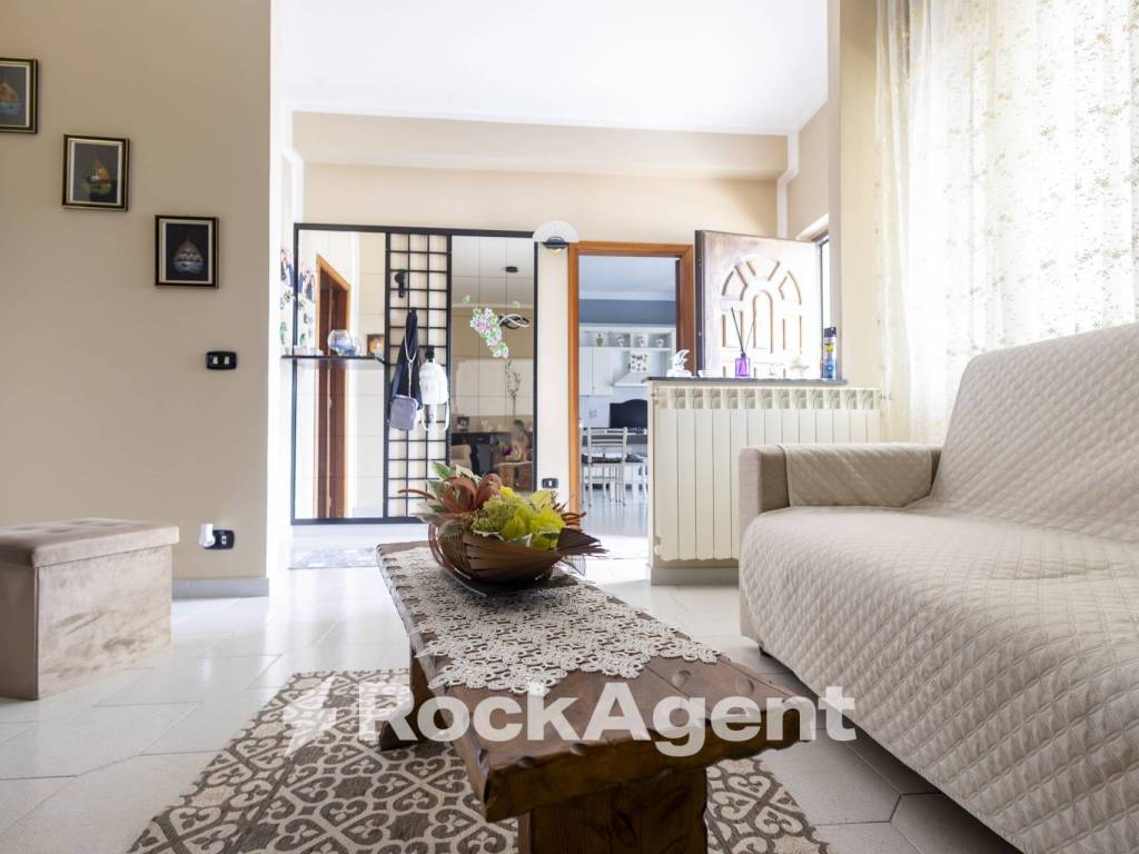 Appartamento a Catanzaro in Viale dei Tulipani, 183 - Foto 5