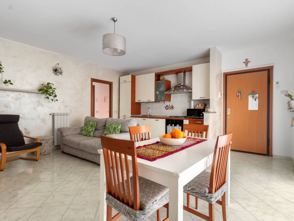 Appartamento a Limido comasco in Via Eugenio Montale, 1 - Foto 5