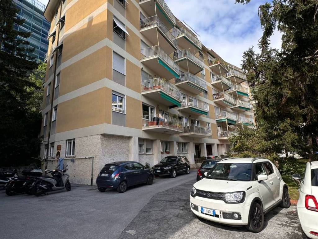 Appartamento a Genova in Via Piaggio, 20 - Foto 4