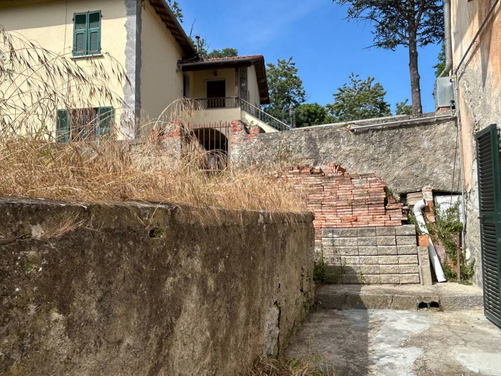 Casa indipendente a Piana crixia in località borgo - Foto 3