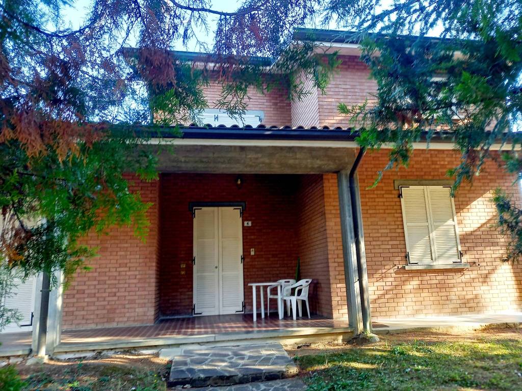 Villa a Montechiarugolo in Via Borri - Foto 2
