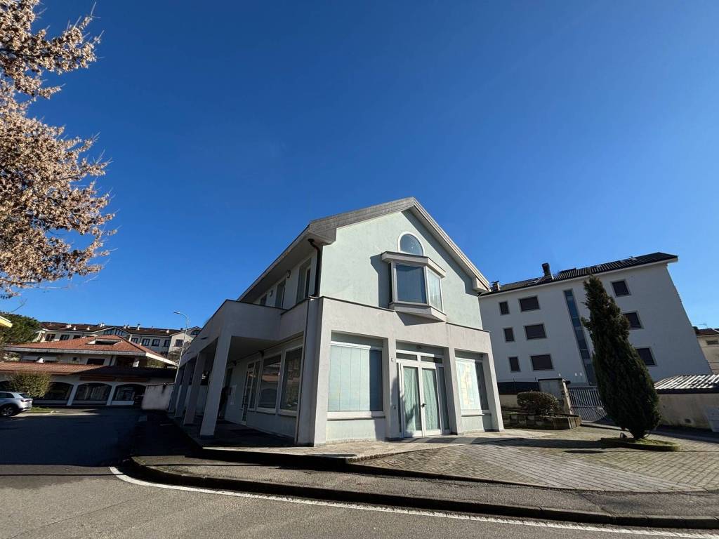 Immobile a Sesto calende in Piazzale Balzarini, 3 - Foto 3