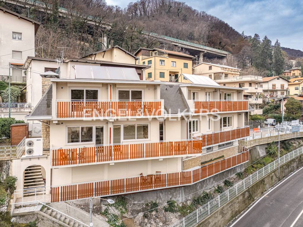 Appartamento a Como in Via Fratelli Bronzetti - Foto 4