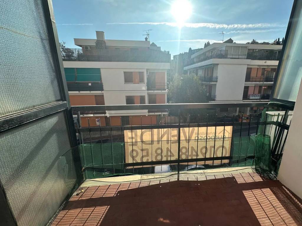 Appartamento a Albissola marina in Piazzale Piemonte - Foto 5