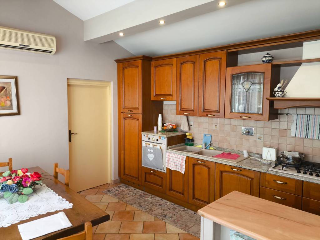 Casa indipendente a Monsummano terme in Piazza Giuseppe Giusti, 55 - Foto 5