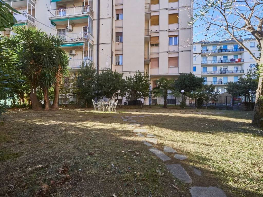 Appartamento a Albisola superiore in Via Dei Conradi - Foto 2