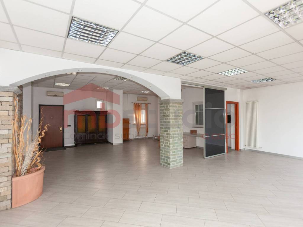 Immobile a Locate varesino in Via Cesare Battisti - Foto 2