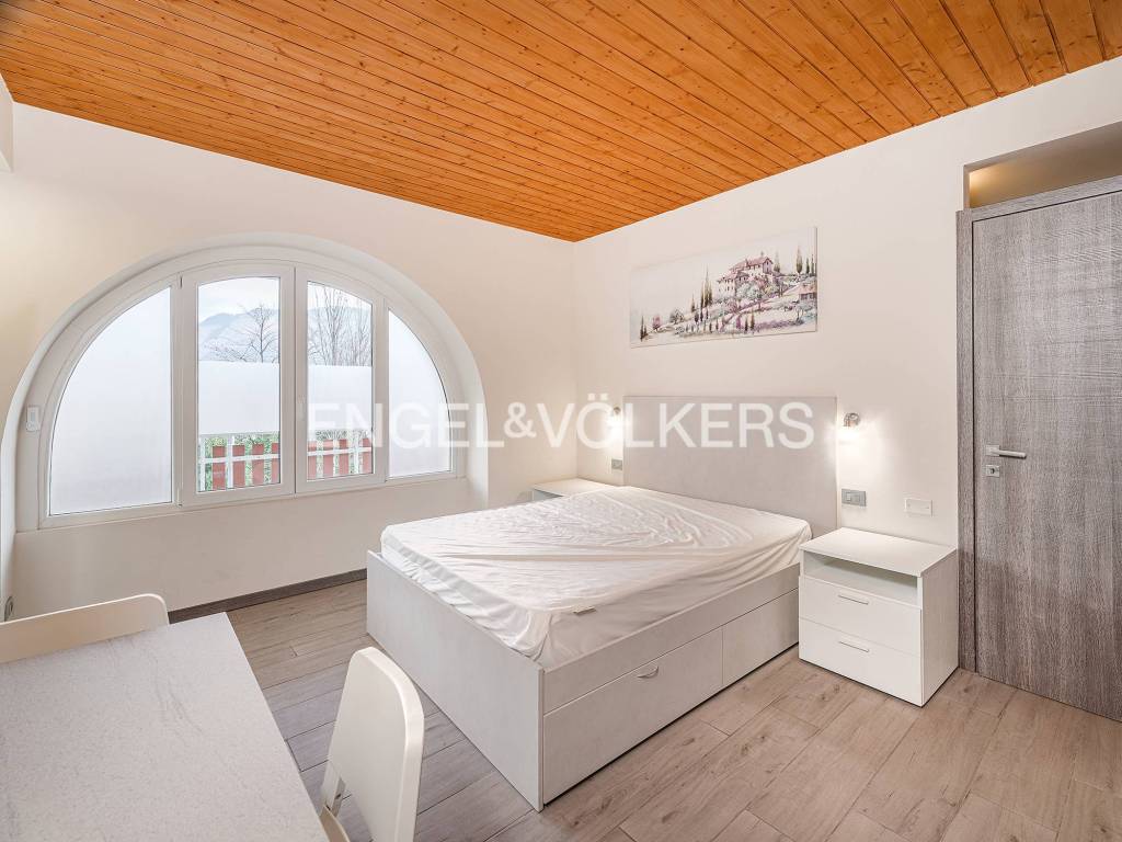 Appartamento a Como in Via Fratelli Bronzetti - Foto 2