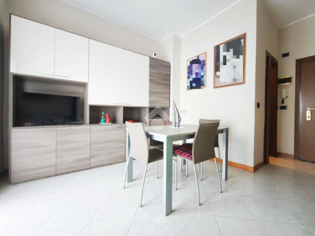 Appartamento a Cormano in Via Vincenzo Bellini, 13 - Foto 2