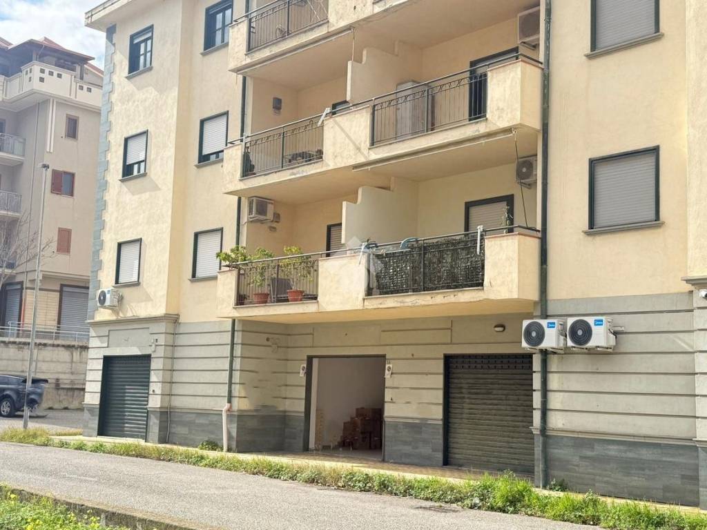 Immobile a Corigliano-rossano in Via F. Joele, 54 - Foto 2