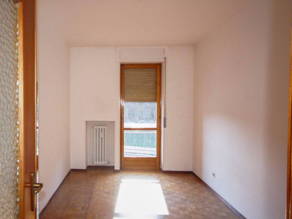 Appartamento a Varallo in Via Geniani - Foto 4