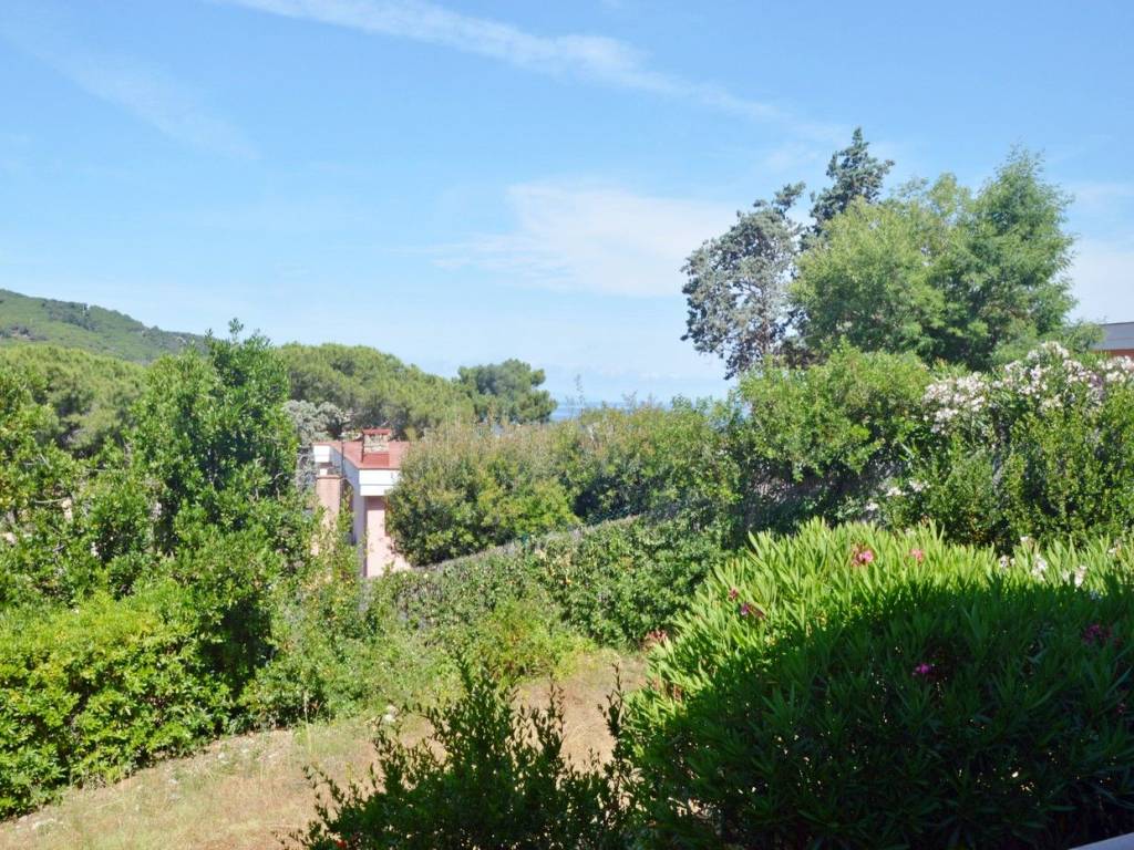 Appartamento a Marciana marina in Via Martiri di Via Fani - Foto 3