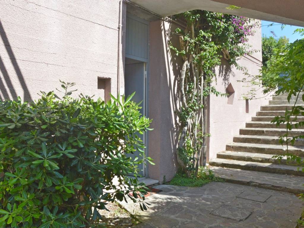 Appartamento a Marciana marina in Via Martiri di Via Fani - Foto 5