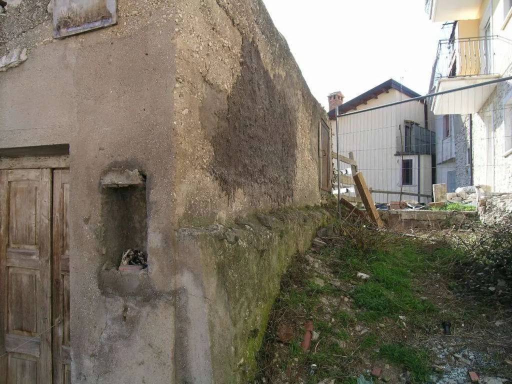 Villa a Castel di sangro in Piazza Castello S.N.C. - Foto 5