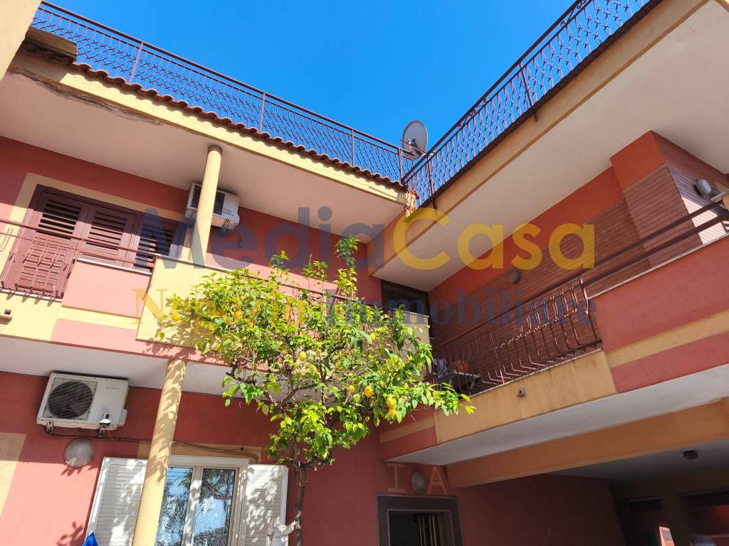 Casa indipendente a Casaluce in Corso Umberto I, 298 - Foto 3