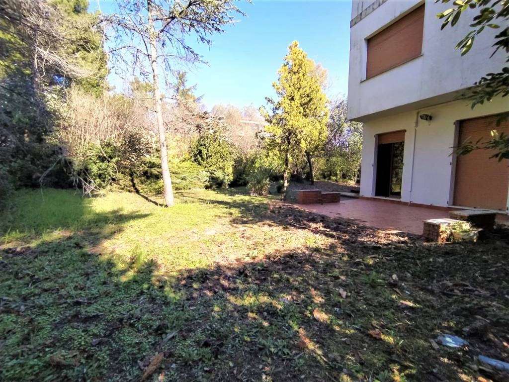 Villa a Ancona in Villaggio Verde - Foto 3