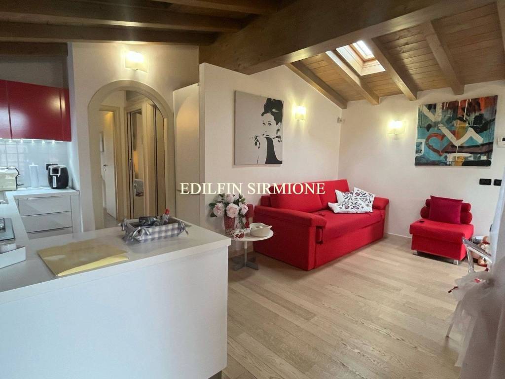 Appartamento a Sirmione in Viale Giacomo Matteotti, 13 - Foto 5