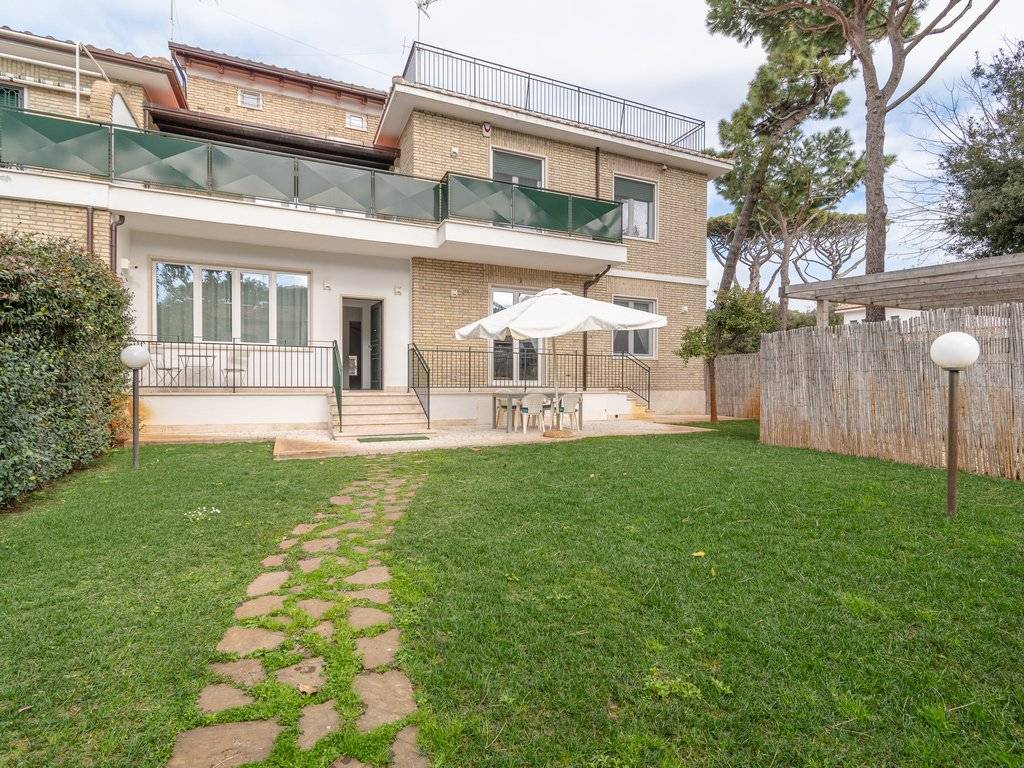 Villa a Fiumicino in Via Lerici - Foto 4