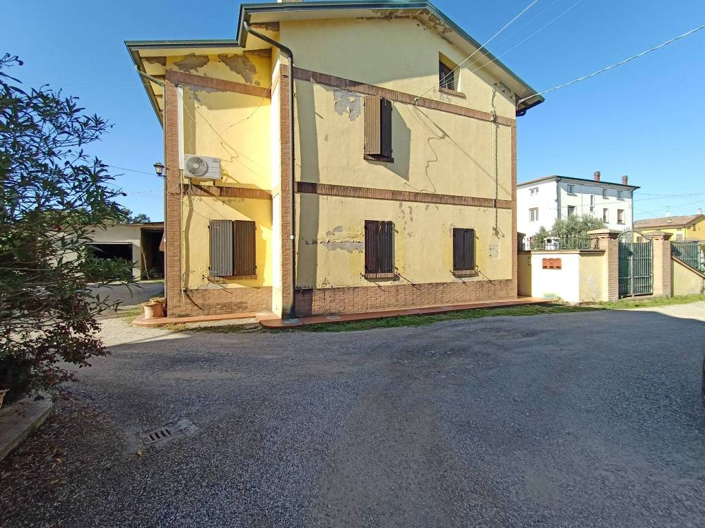 Casa indipendente a Camposanto in Via Panaria Ovest, 77 - Foto 4